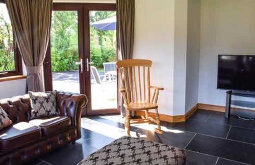 Marybank Casa | Little Chestnut