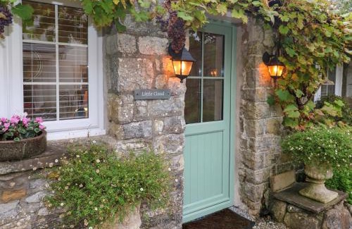 Cowbridge Casa | Little Cloud