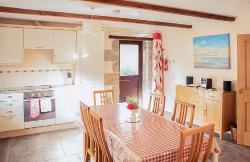 Helston Casa | Little Content Farm Cottage