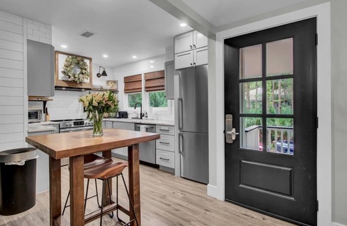 Twin Oaks Cabaña | “Little Cottage by the Sea” at 5 Twin Oaks Lane|Simply the Best Cottage in Wild Dunes|Hot Tub|Imm...