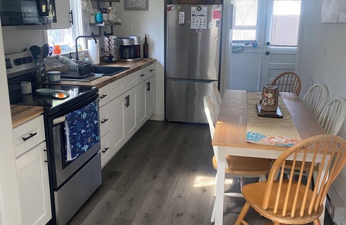 Saybrook Manor Cabaña | Little Cottage of Gratitude Saybrook Manor walk to beach