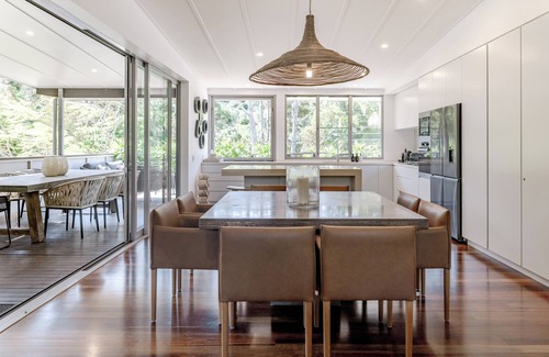 Sunshine Coast Casa | Little Cove Luxurious Rainforest Family Villa