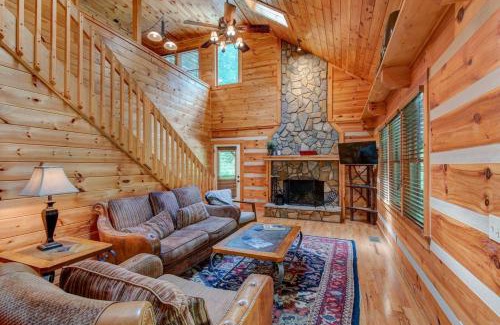 Boone Cabina | Little Creek Lodge