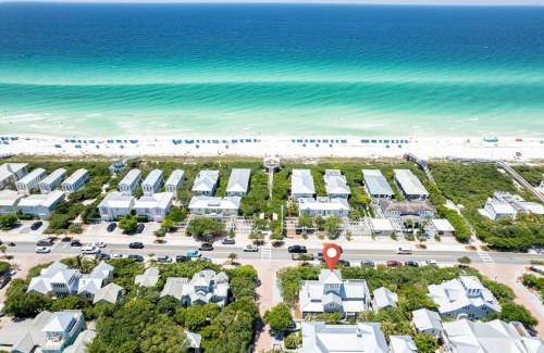 Seaside Casa | Little Dipper