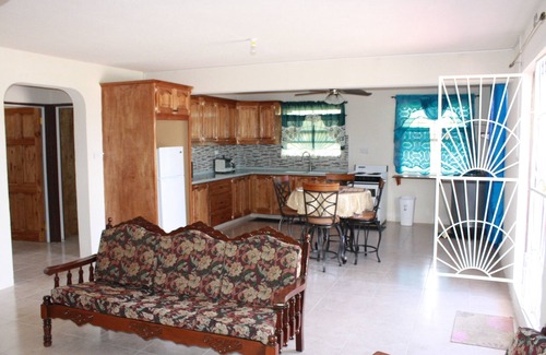 Goodland Casa | "LITTLE EDEN" Su hogar lejos de casa.