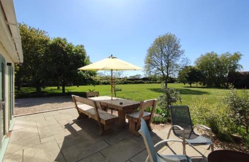 Chichester Casa | Little Fisher Farm - Farm-View Retreat