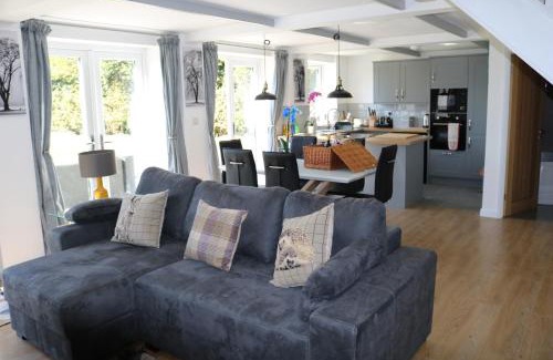 Chichester Casa | Little Fisher Farm - Farm-View Retreat