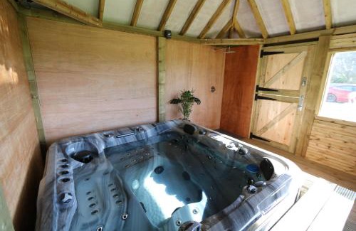 Chichester Casa | Little Fisher Farm - Farm-View Retreat
