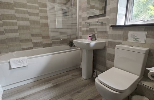 Crawley Cama Y Desayuno | Little Foxes Hotel & Gatwick Airport Parking