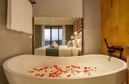 Hoi An Hotel | Little Gem - An Eco-Friendly Boutique Hotel & Spa