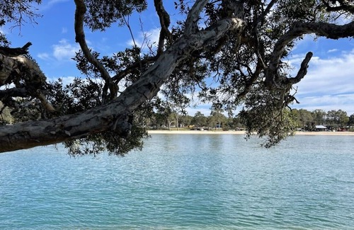 Lake Cathie Casa | Little Gems whole house accomodation 200m from beach!