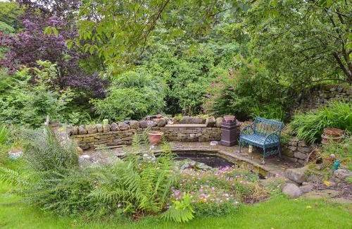 Cowling Casa | Little Grans Cottage