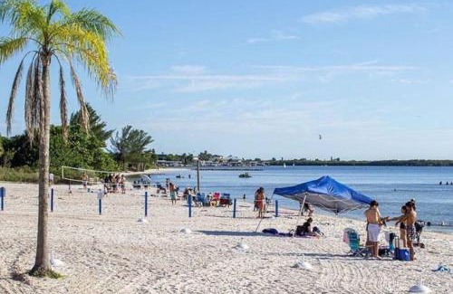 Ruskin Apartamento | Little Harbor Resort #507 Tampa Bay FL Beach, Riverview Romance