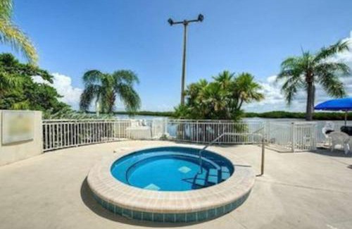 Ruskin Apartamento | Little Harbor Resort #507 Tampa Bay FL Beach, Riverview Romance