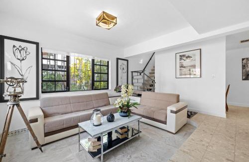 Little Havana Casa | Little Havana Retreat - Newly remodeled Villa by Loan Depot Stadium!