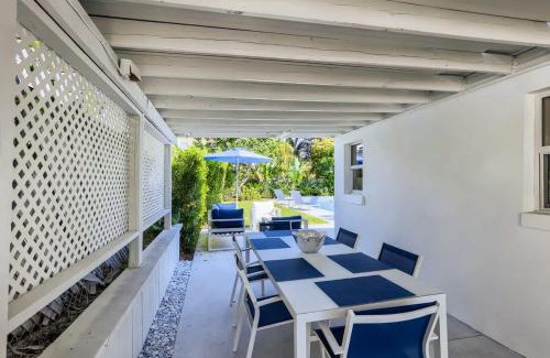 Flamingo Parks Casa | Little Havana - Unwind in a Tropical Garden Retreat with Private Pool