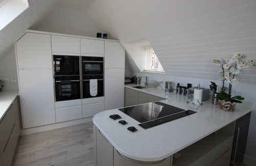 Mudeford Cabaña | Impresionante propiedad junto al mar con vistas ininterrumpidas al mar y al puerto