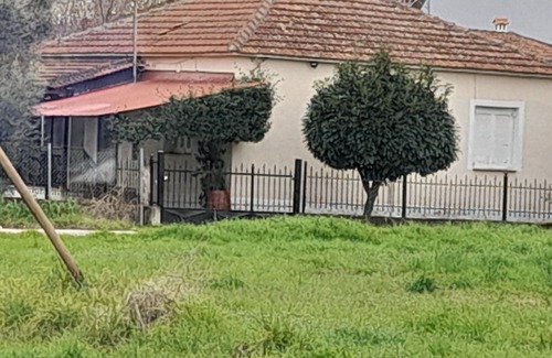 Trikala Casa | LITTLE HIDDEN PARADISE