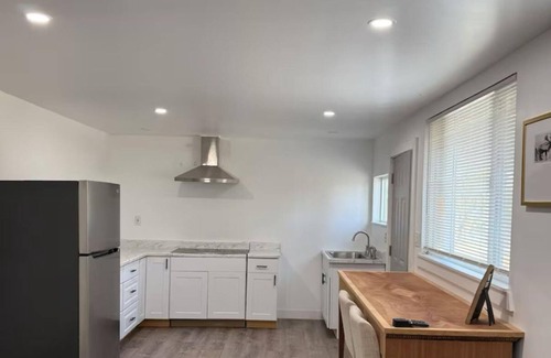 Elk Grove Apartamento | Little Home Woods