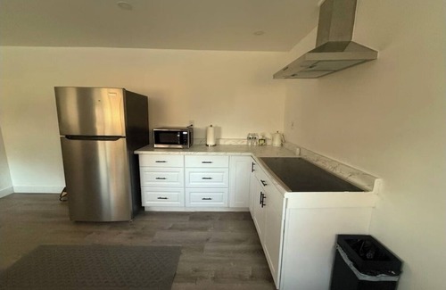 Elk Grove Apartamento | Little Home Woods