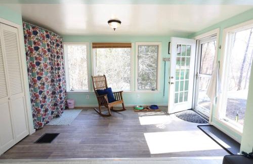 Fort Fairfield Casa | Little House by the Brook