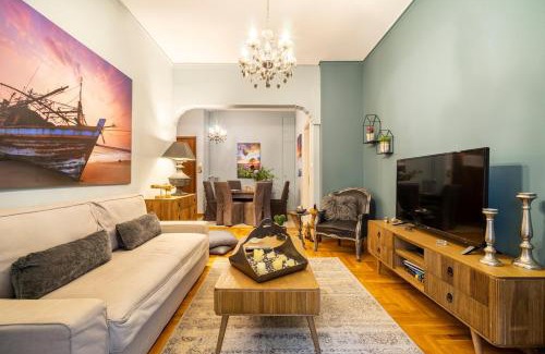 Ampelokipoi Apartamento | Little house in the city