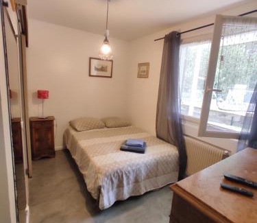 Merignac Casa | Little Italy