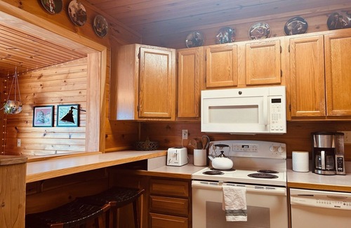 Burton Casa | Little Loch (2-Bedroom Home) by RedAwning