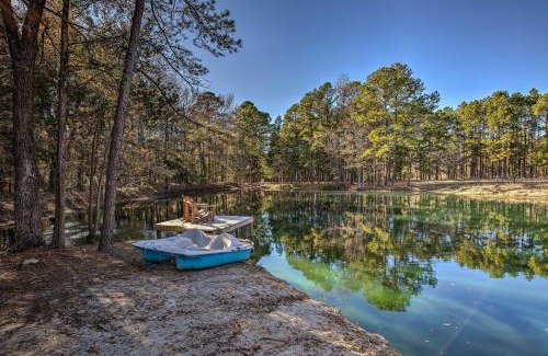 Winnsboro Casa | Little Lucky Star with Pond, Boat and Pasture View!