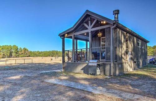 Winnsboro Casa | Little Lucky Star with Pond, Boat and Pasture View!