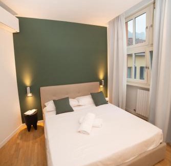 Malgrate Apartamento | Little Marina Apartment