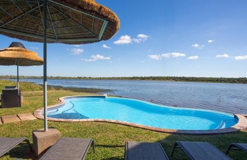 Hammanskraal Cama Y Desayuno | Little Mongena Tented Camp
