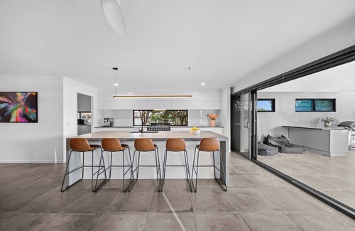 Little Mountain Casa | Little Mountain Modern Acreage Retreat