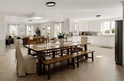 Narvon Casa | Little Mountain Villa - Basement Game Room, Breeo Fire Pit, Two Full Kitchens