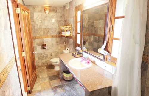 East Ham Tien Beach Hotel | Little Muine Cottage