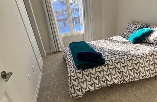 Niagara Falls Casa | Little Niagara House
