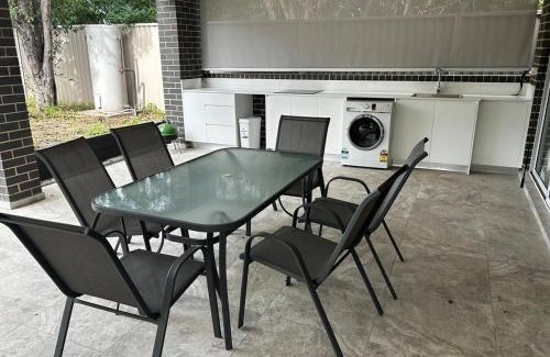 Belmore Apartamento | Little oasis master suit
