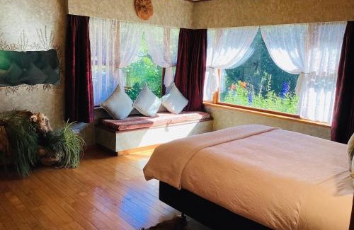 Mount Creighton Casa | Little Paradise Lodge