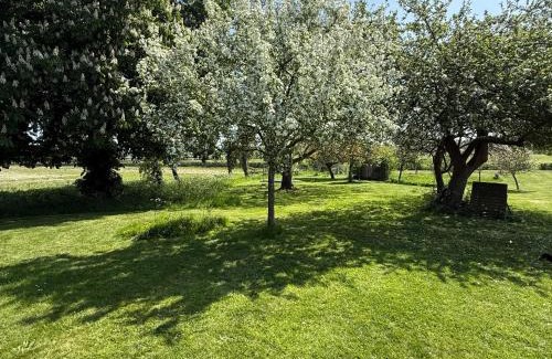 Stratfield Mortimer Cama Y Desayuno | Little Park Farm Queen Anne Farmhouse & Apartments