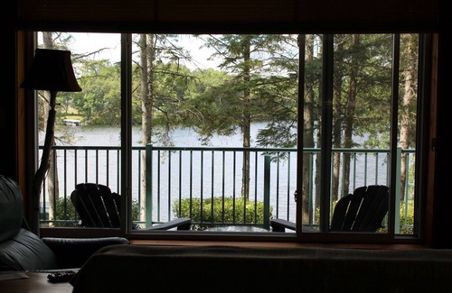 Birchwood Cabina | Little Pine Cabin; a charming retreat for couples