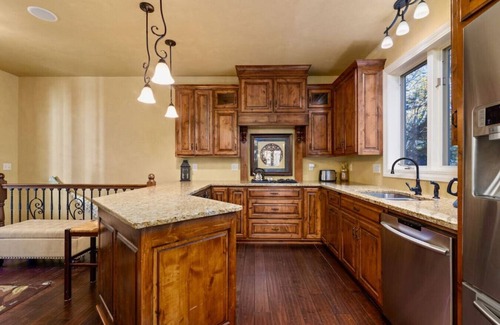 Crosslake Casa | Precioso, renovado Lakefront Lodge en la Cadena de Lagos Whitefish