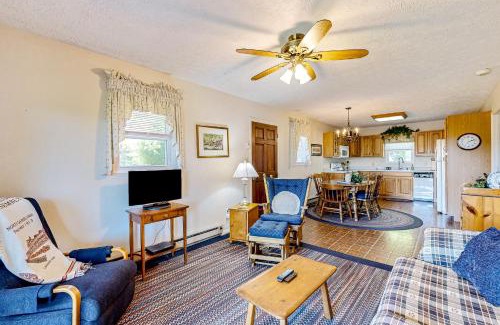 Lake Junaluska Casa | Little Red Cabin