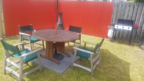Reefton Casa | Little Red Riding Hood
