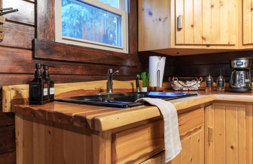 Logan Casa | Little Redwood: Hocking Hills|Hot Tub|Games