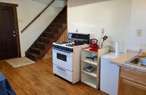 Leon Casa | Little River Inn Motel & Guest House
