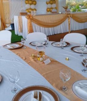Runaway Bay Apartamento | Little Savoy Guest House new
