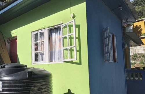 Greater Portmore Cama Y Desayuno | Little slice of love