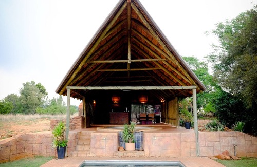Hartbeespoort Cabaña | Little Swift Chalets