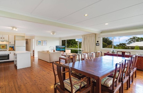 Killcare Casa | 'Little Tara' by Accom Holidays