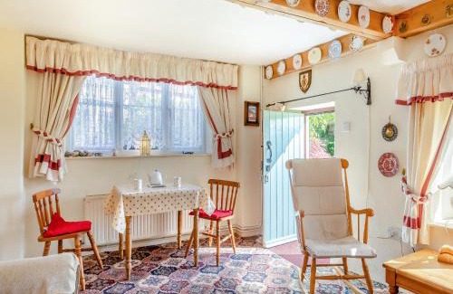 Bridport Casa | Little Thatch
